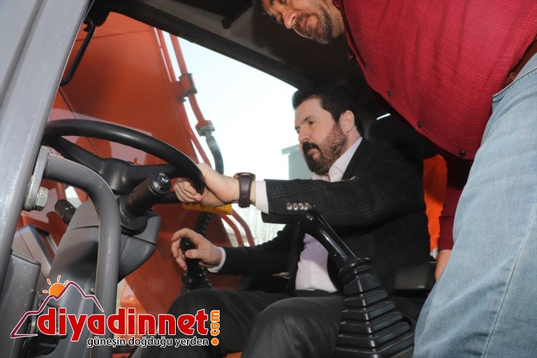 Başkan Sayan, yaşlı kadının ev hayalini gerçekleştirmek için çalışmalara başladı2