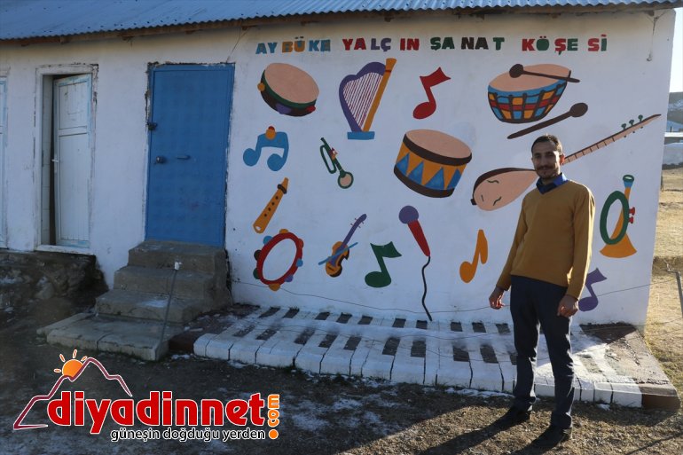 Dağ köyü, el ele veren öğretmen çiftin yuvası oldu6