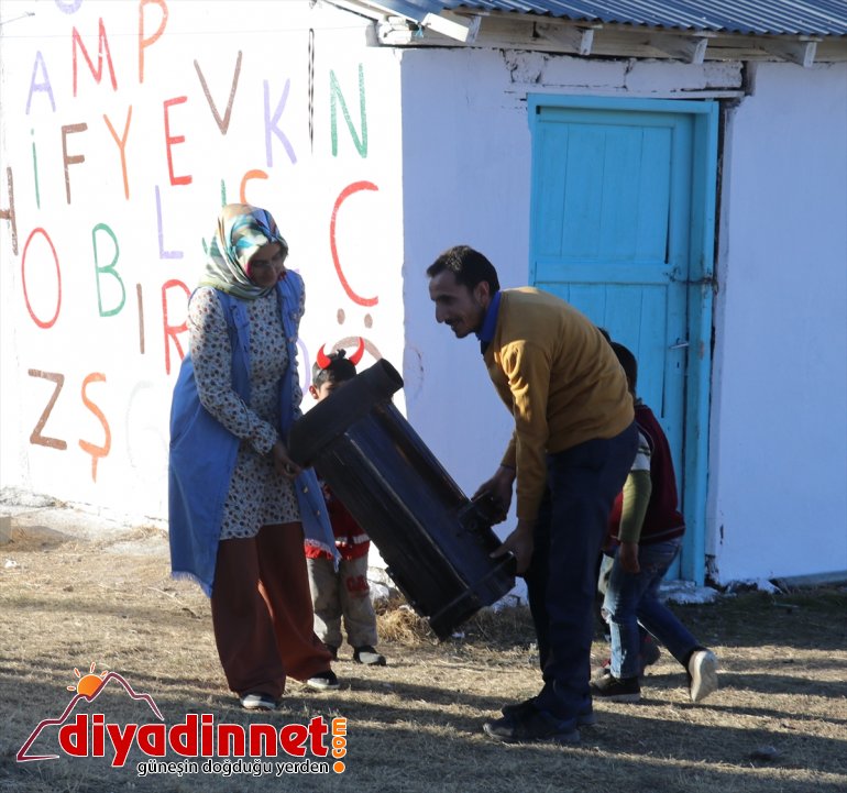 Dağ köyü, el ele veren öğretmen çiftin yuvası oldu9