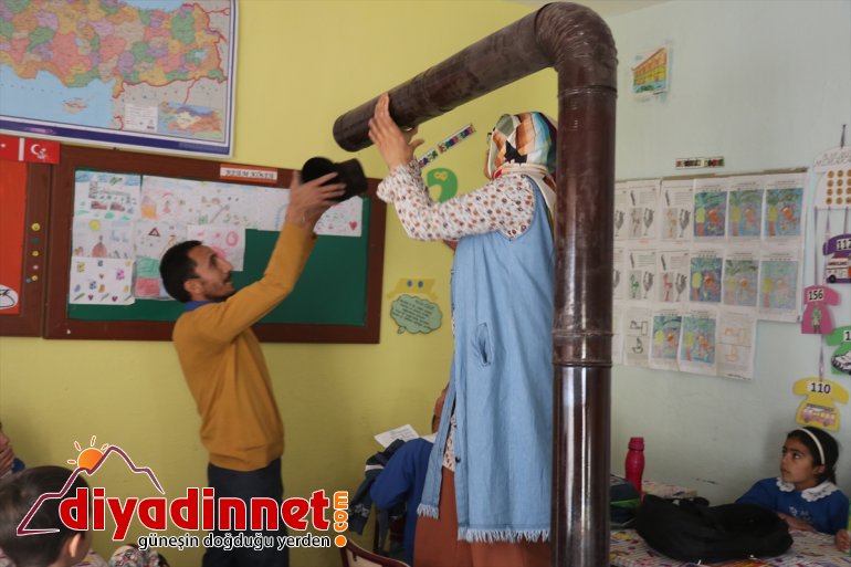 Dağ köyü, el ele veren öğretmen çiftin yuvası oldu10