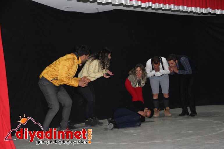 diyadin öğretmenler tiyatro3