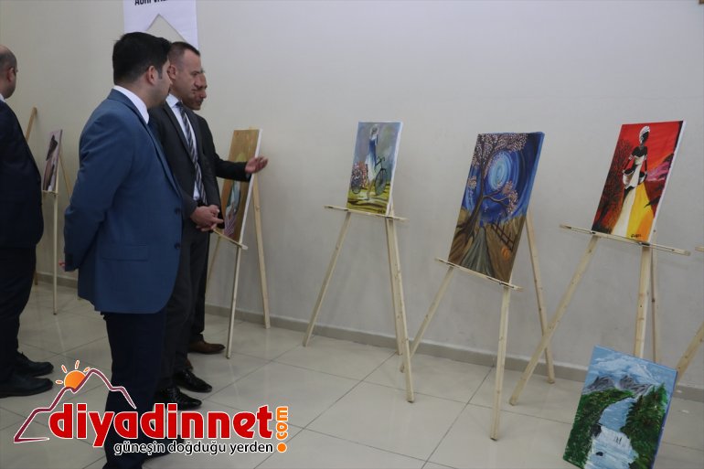 Dört duvar arasında çizilen resimler beğeni topladı3