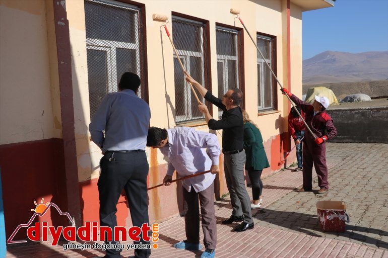 Gönüllü eğitim neferleri köy okullarını güzelleştiriyor - AĞRI11