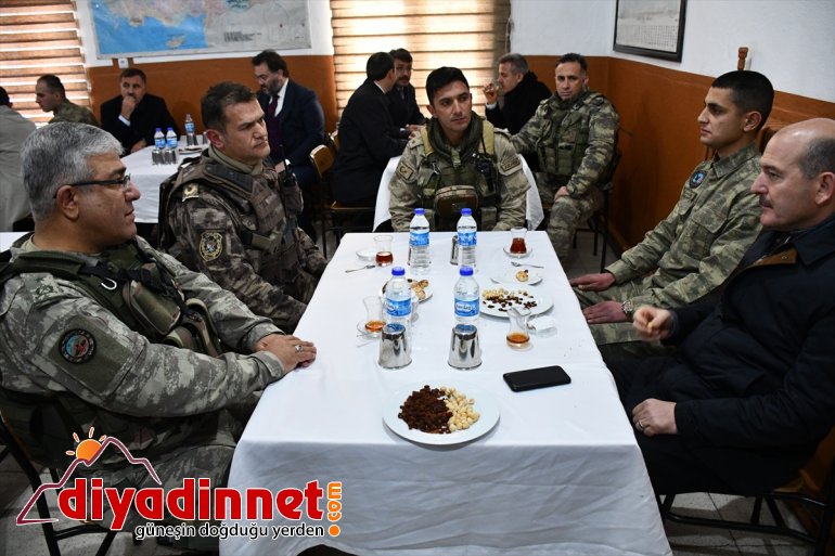 İçişleri Bakanı Soylu, İran sınırında incelemelerde bulundu (2) - AĞRI9