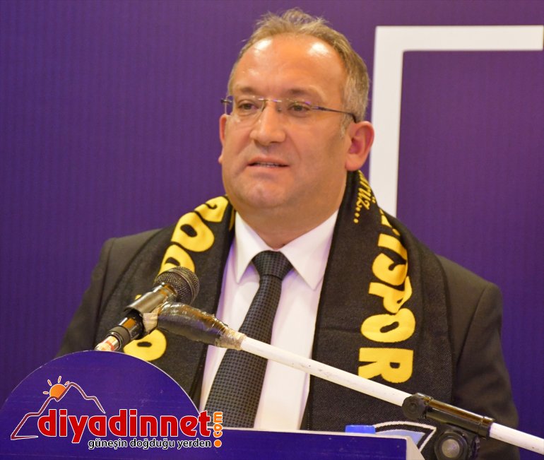 İhracat şampiyonları ödüllendirildi - AĞRI4