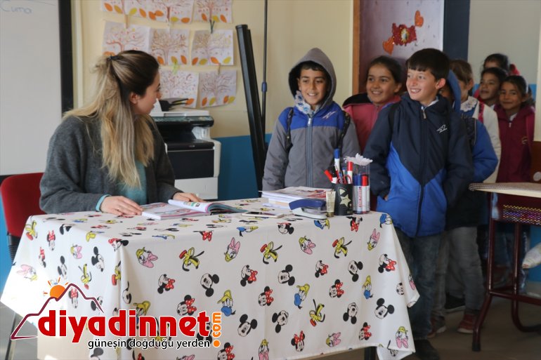 Köy okulunun hem Külkedisi hem de Pamuk Prensesi - AĞRI5