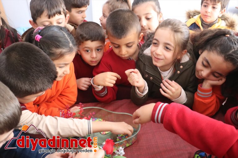 Miniklerin can dostları ile neşeli eğitimi - AĞRI2