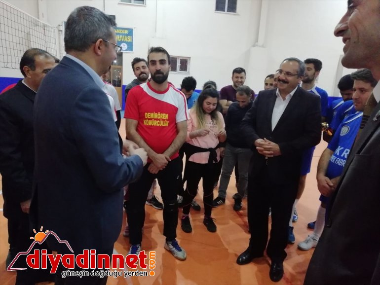 Patnos’ta voleybol turnuvası düzenlendi4