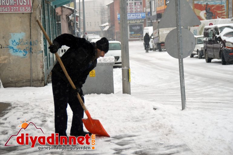 Ağrı da köy yolu ulaşıma kapalı2