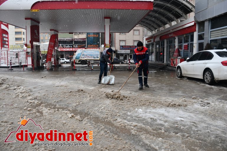 Ağrı da köy yolu ulaşıma kapalı8