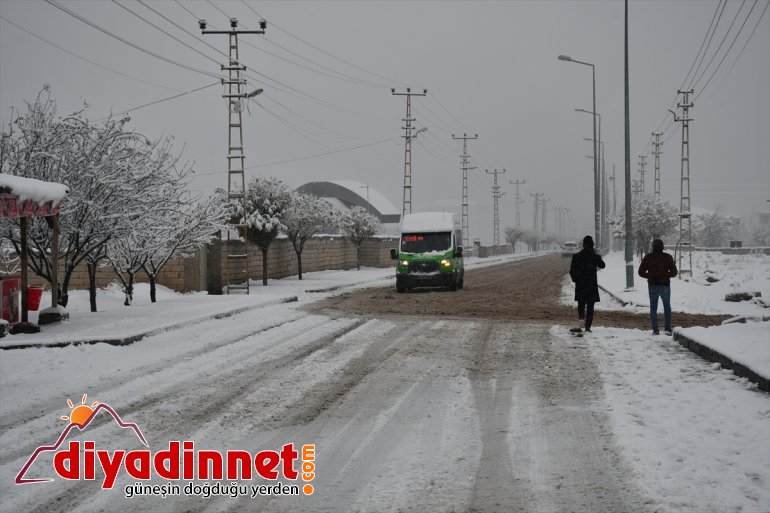 Ağrı da köy yolu ulaşıma kapalı11