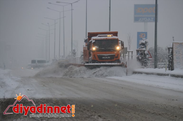 Ağrı da köy yolu ulaşıma kapalı2