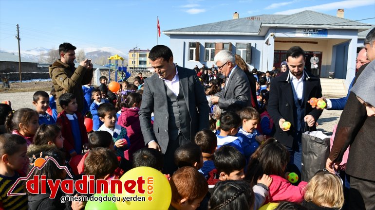 Ağrılı iş adamları öğrenim gördükleri köy okulu için seferber oldu8