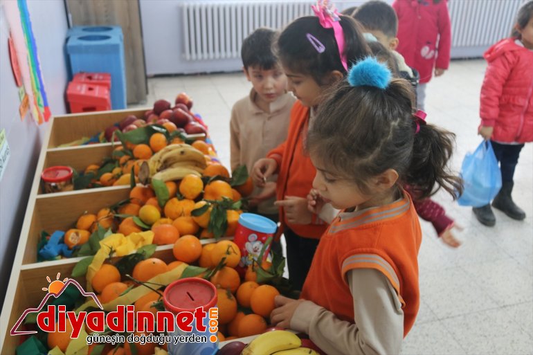 Ağrılı öğrenciler kasiyersiz kantinde organik besleniyor4