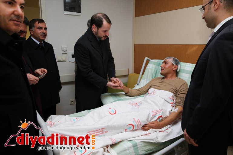 bakan albayrak yaralı askerler ağrı2
