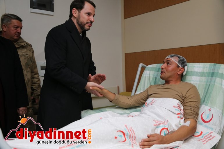 bakan albayrak yaralı askerler ağrı3