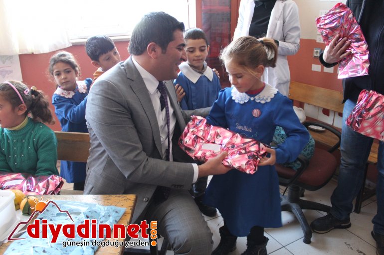 Diyadin Kaymakamı Hasan Doğan Kuşburnu Köyü Ziyareti1