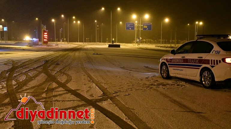 Doğu da ulaşıma kar engeli11