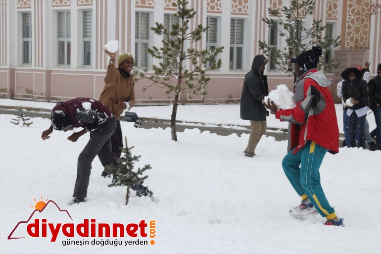 Karla ilk kez Ağrı