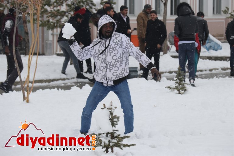 Karla ilk kez Ağrı