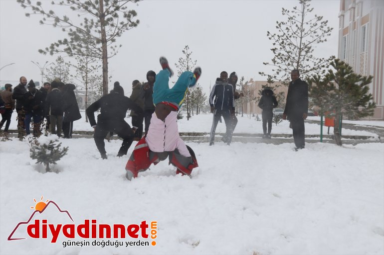 Karla ilk kez Ağrı