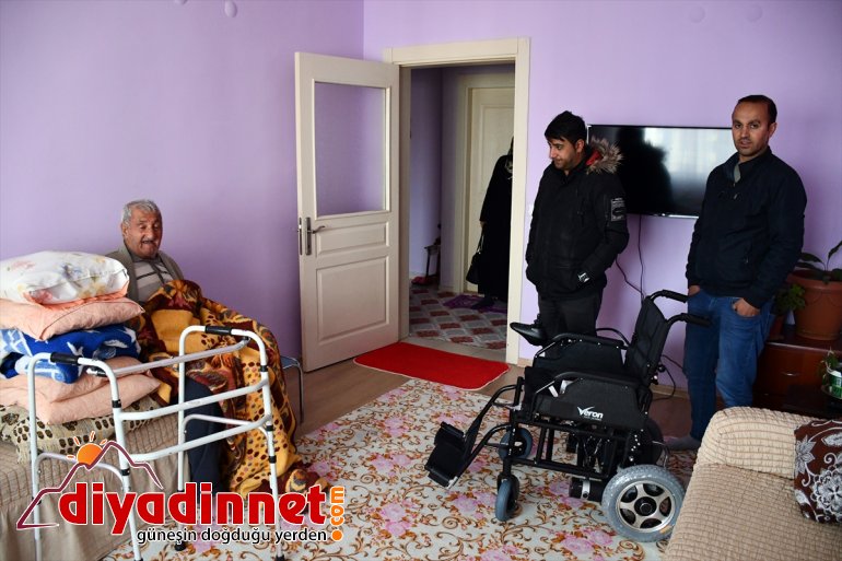 Selçuk dede akülü sandalye desteğiyle dört duvar arasından kurtuldu - AĞRI4