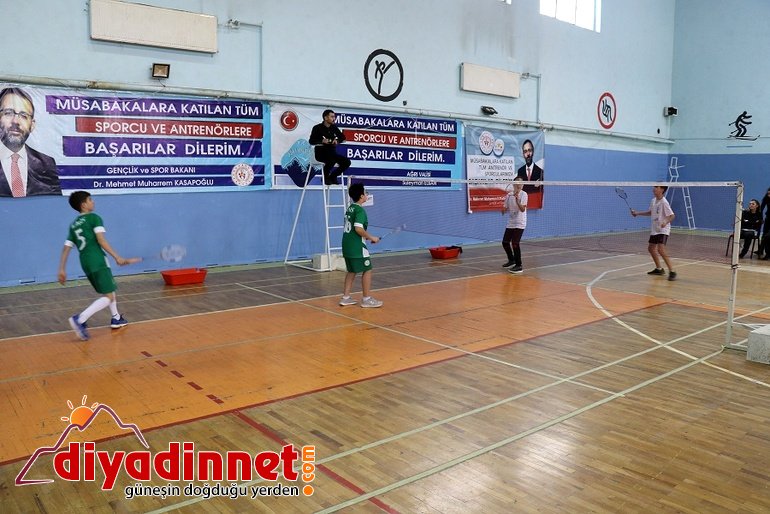 Ağrı da Analig Badminton grup müsabakaları sona erdi2