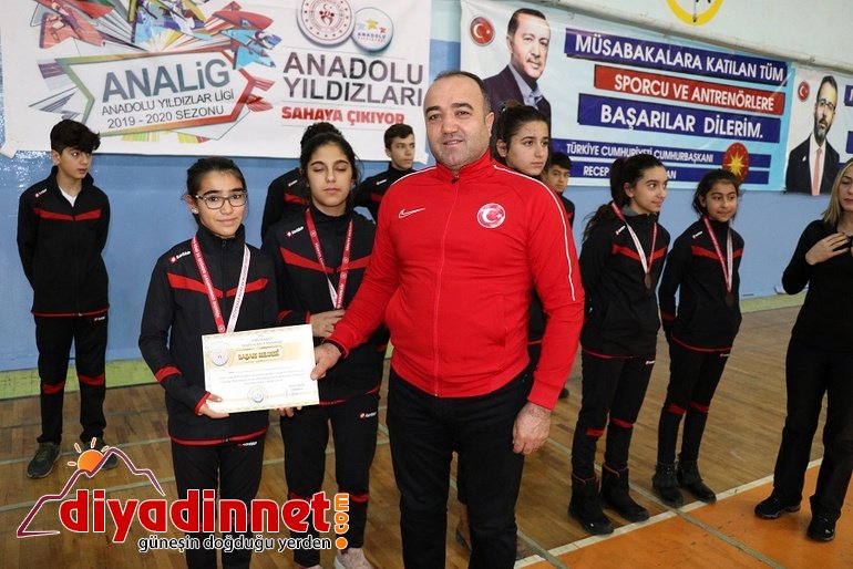 Ağrı da Analig Badminton grup müsabakaları sona erdi8