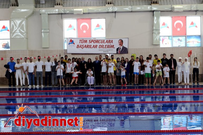 Ağrı da Engelli Yüzme Yarışması Düzenlendi2