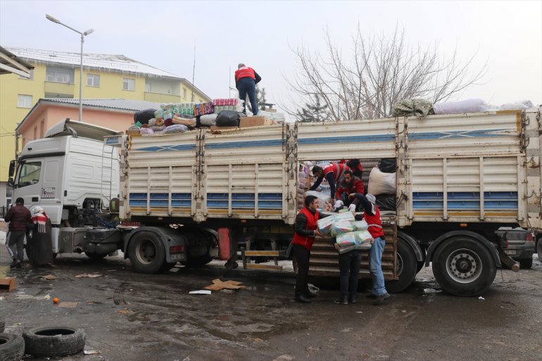 Ağrı5dan Depremzedelere6 destek6