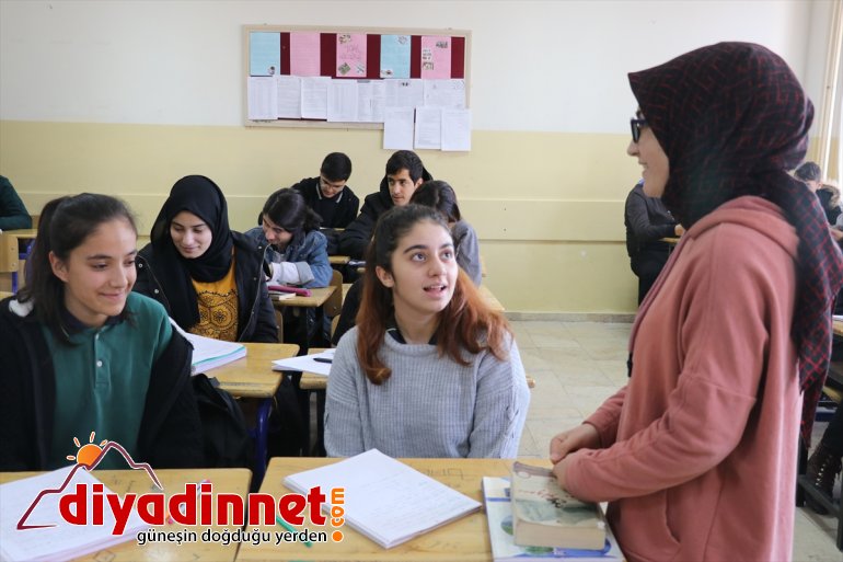Ağrı'daki lisede haftanın bir günü sadece İngilizce konuşuluyor