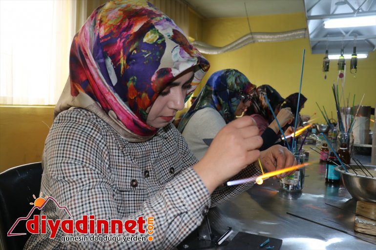 Ağrılı kadınlar kurslarla hem sosyalleşiyor hem de iş sahibi oluyor2