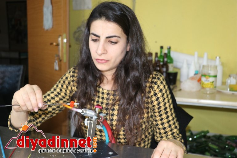 Atık şişeler Ağrılı kadınların elinde sanat eserine dönüşüyor - AĞRI 14