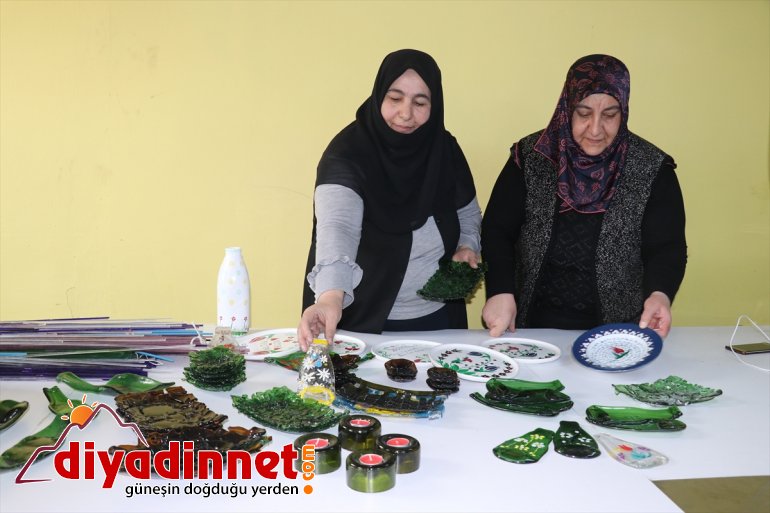 Atık şişeler Ağrılı kadınların elinde sanat eserine dönüşüyor - AĞRI 7