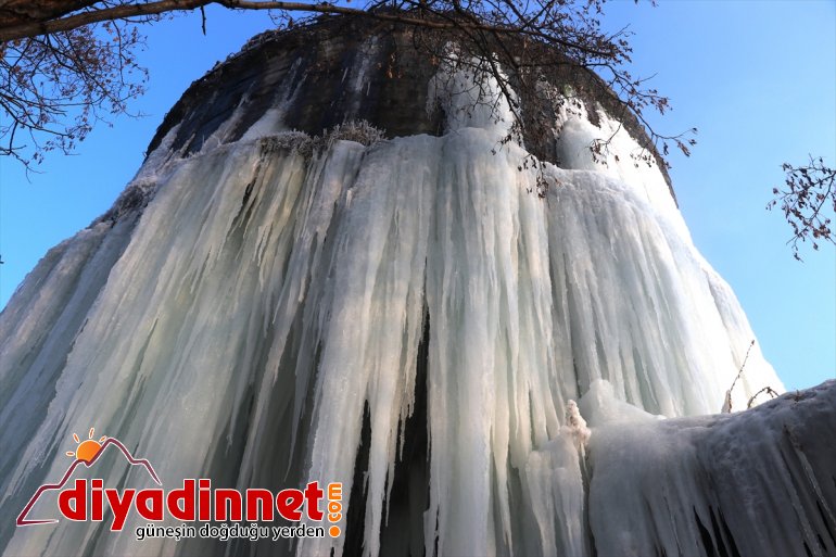 ve Dere AĞRI - tuttu şadırvanlar  buz 11