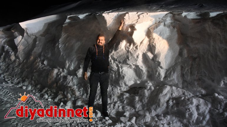 Doğubayazıt'ta 2 bin 200 rakımdaki köylerde 2 metrelik karla mücadele