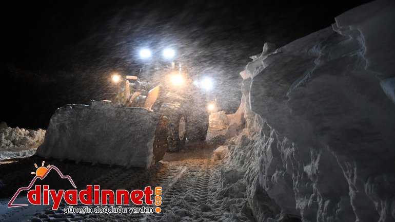 Doğubayazıt ta bin rakımdaki köylerde metrelik karla mücadele2