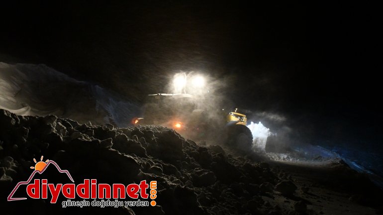 Doğubayazıt ta bin rakımdaki köylerde metrelik karla mücadele5