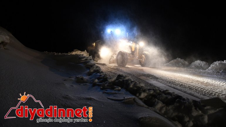 Doğubayazıt ta bin rakımdaki köylerde metrelik karla mücadele9