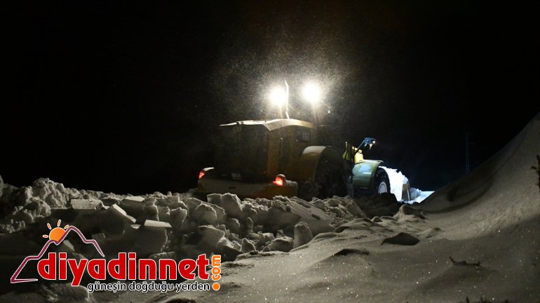 Doğubayazıt ta bin rakımdaki köylerde metrelik karla mücadele10