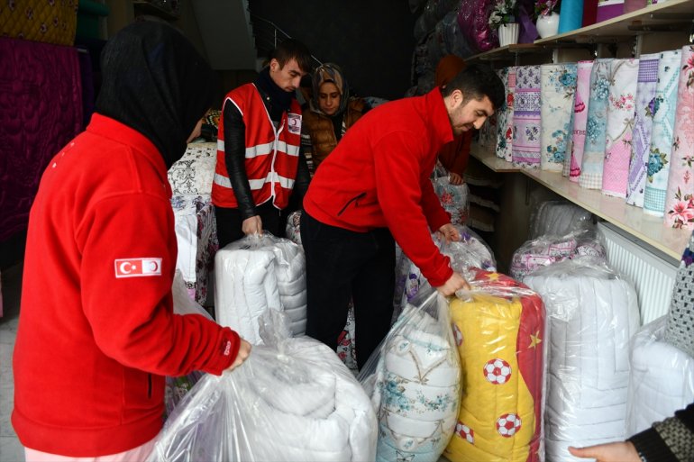 Doğubayazıtlı kız kardeşler Elazığ