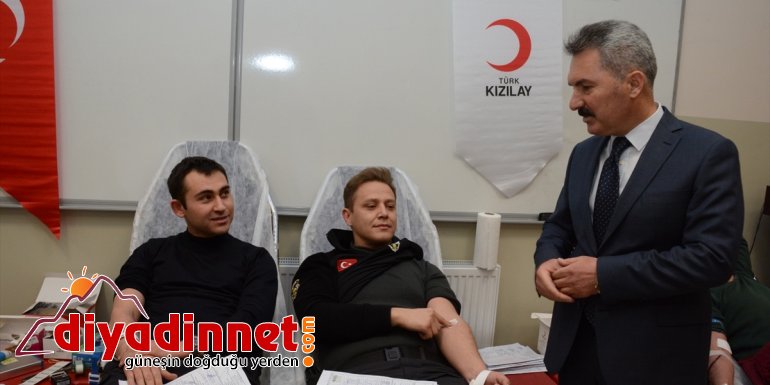 Van'da polisler kan bağışında bulundu