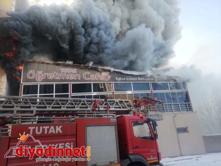 Tutak öğretmenevinin restoranında çıkan yangın hasara neden oldu