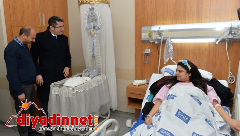 Yeni yıla nöbet tutarak giren jandarma ve polislere tatlı ikramı3