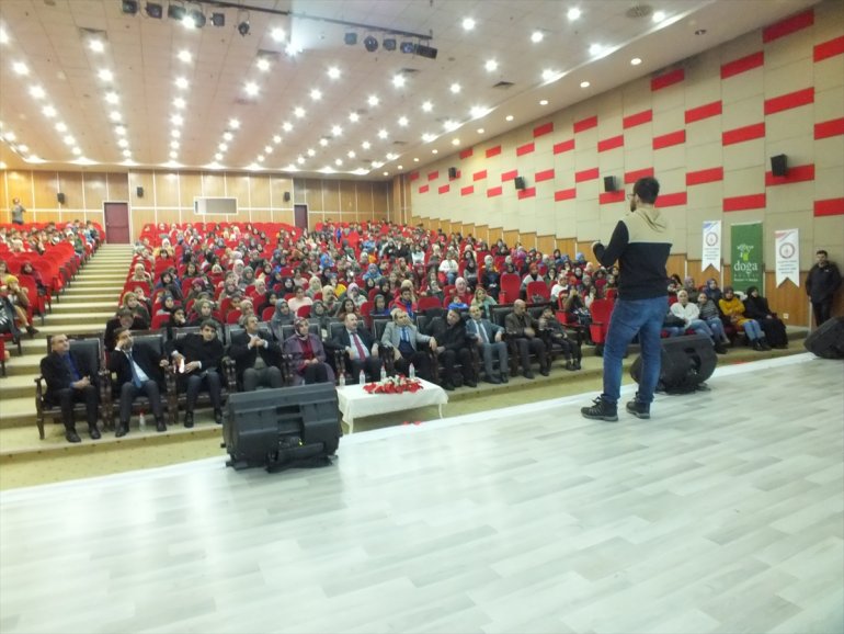 Ağrı'da 'Başarıya Giden Yol' semineri düzenlendi