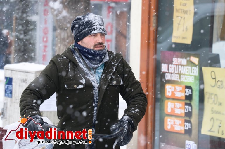 Ağrı da kar yağışı ve soğuk hava etkisini sürdürüyor8