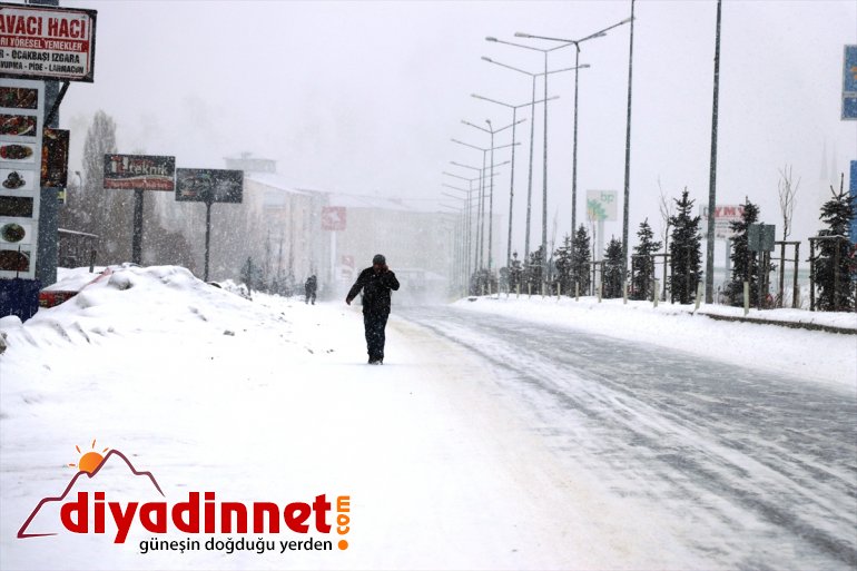 Ağrı da kar yağışı ve soğuk hava etkisini sürdürüyor9