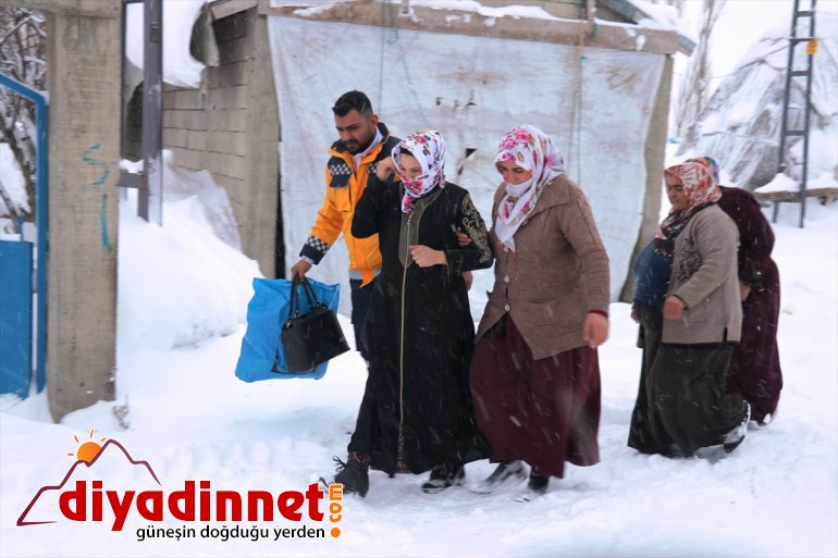 AĞRI hastaneye için oldu kadını seferber - ulaştırmak köydeki hamile Ekipler 6