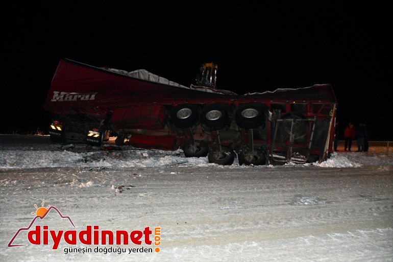 Devrilen tır kara ulaşım aksadı AĞRI yolunda nedeniyle Ağrı-İran - 4