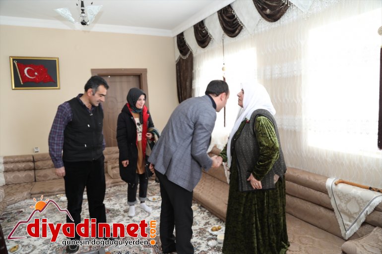 ziyaret Kaymakam şehit ailelerine Solak